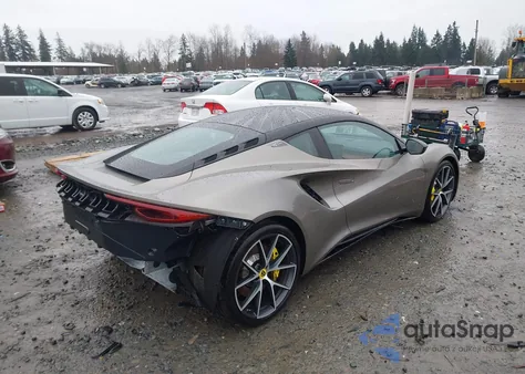 2024 Lotus Emira V6 First Edition z USA, uszkodzony, nr VIN SCCLEKAX3RHB24334